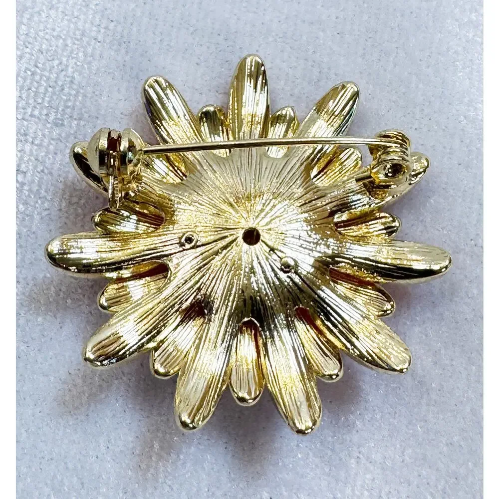 New Pink Enamel Daisy Bee Brooch Pin Gold Tone Floral Garden Spring 1.75